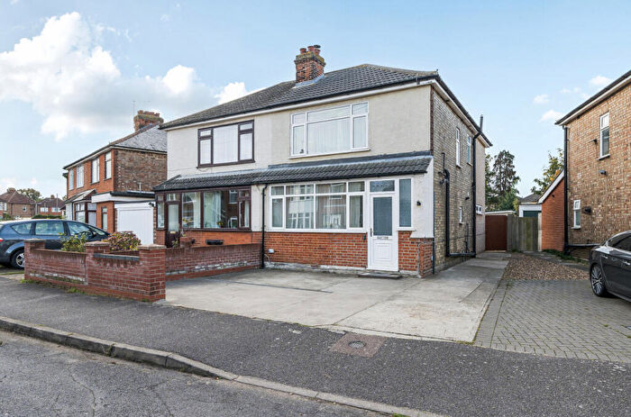 3 Bedroom Semi Detached House For Sale In Bernard Crescent, Ipswich, Suffolk, IP3