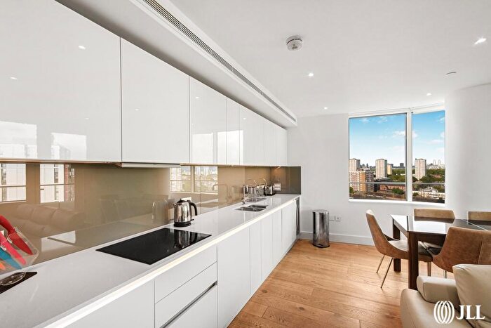 2 Bedroom Apartment To Rent In Lombard Wharf London, SW11