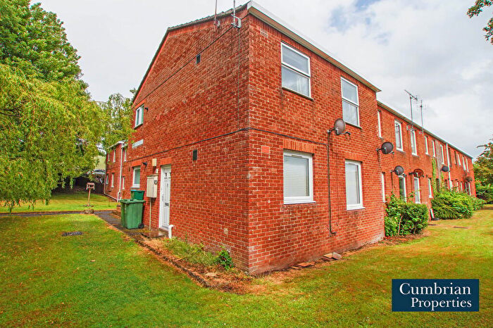 1 Bedroom Flat For Sale In Brookland View, Penrith, CA11