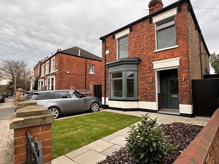 4 Bedroom Semi-Detached House To Rent In Mill Road, Cleethorpes, DN35