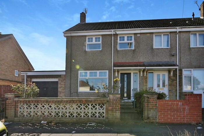 3 Bedroom Property To Rent In Masefield Road, Hartlepool, TS25