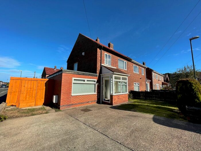 3 Bedroom Semi-detached House To Rent In Summerhill Road, South Shields, NE34