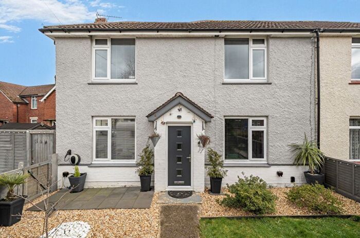 3 Bedroom Semi Detached House For Sale In Chadwick Road, Eastleigh, SO50