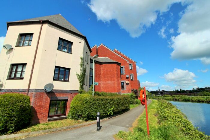 2 Bedroom Flat To Rent In Water Lane, St. Thomas, Exeter EX2