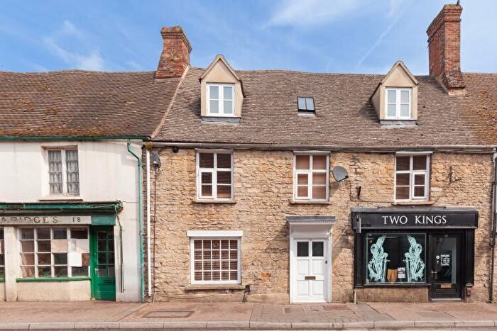 Apartment To Rent In Corn Street Witney, OX28