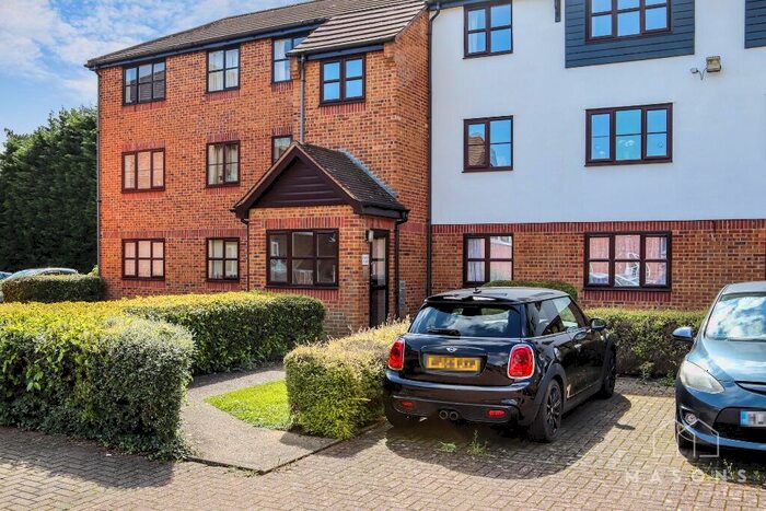 1 Bedroom Flat To Rent In Marmet Avenue, Hertfordshire, Letchworth Garden City, SG6