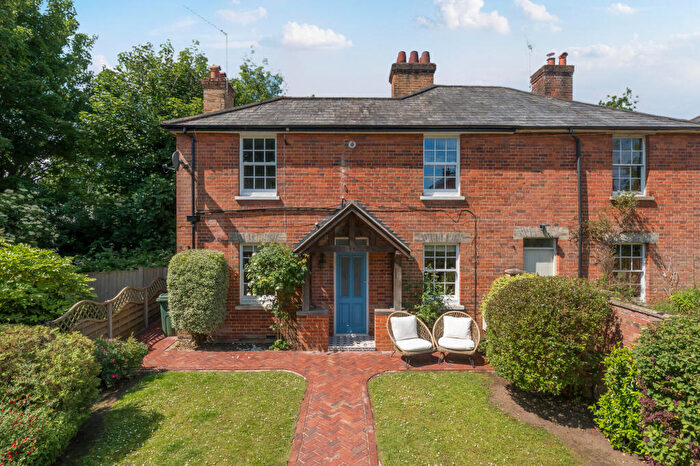 2 Bedroom Semi-Detached House For Sale In Altwood Road, Maidenhead, SL6