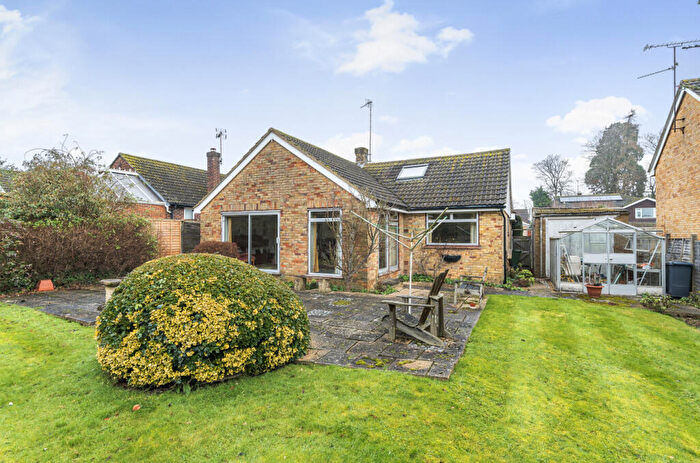 2 Bedroom Bungalow For Sale In Foyle Park, Basingstoke, Hampshire, RG21