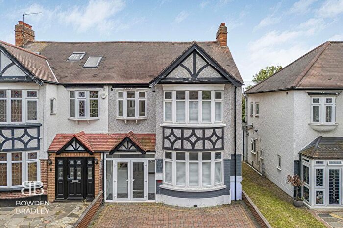 3 Bedroom Semi-Detached House For Sale In Highwood Gardens, Clayhall, IG5