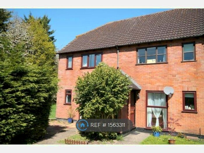 1 Bedroom Maisonette To Rent In Poppy Field, Lychpit, Basingstoke, RG24