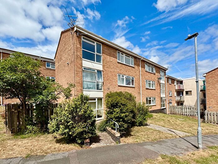 1 Bedroom Flat For Sale In Hamlin Gardens, Exeter, EX1