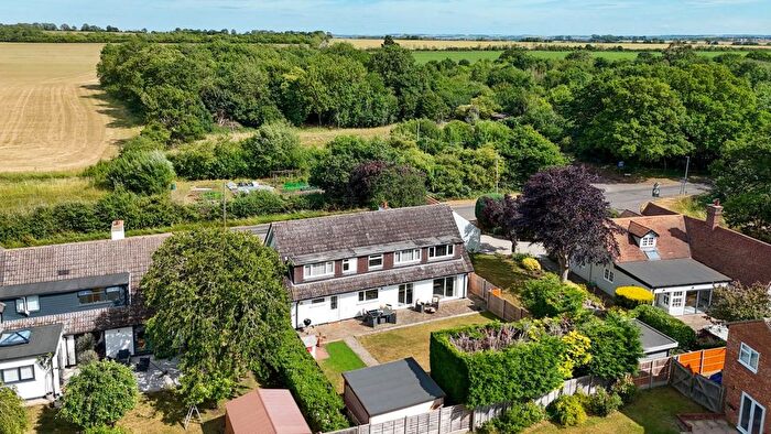 4 Bedroom Detached House For Sale In Clay End, Sutton, SG19