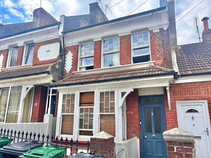 1 Bedroom Flat To Rent In Bonchurch Road, Brighton, BN2