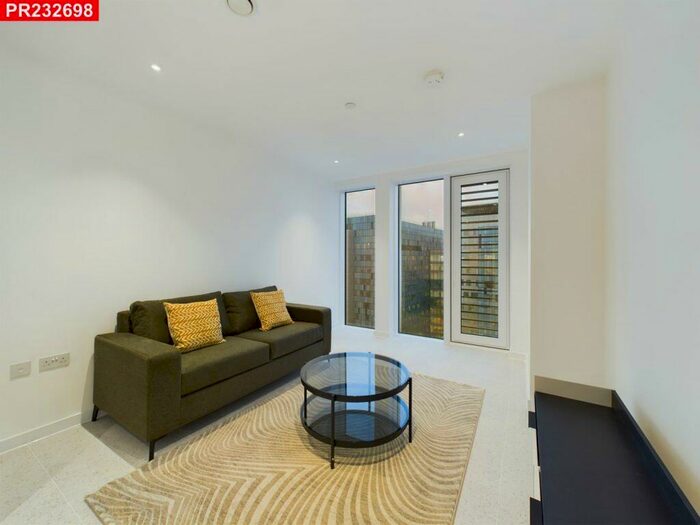 1 Bedroom Flat To Rent In Cendal Crescent, Whitechapel, &# Bedroom Modern, E1