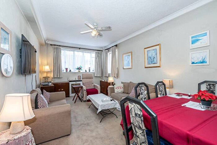 1 Bedroom Flat For Sale In Old Marylebone Road, London, NW1