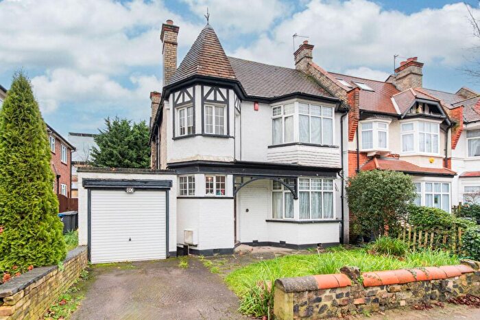 4 Bedroom Terraced House For Sale In Woodlands Avenue, London, N3