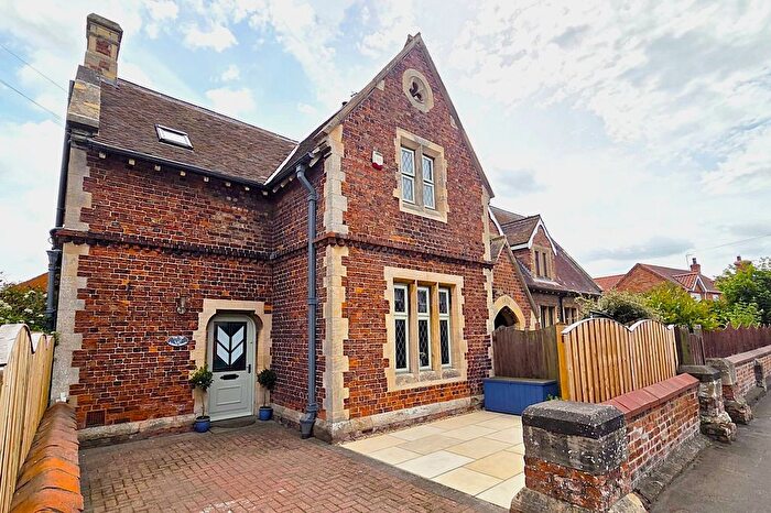 3 Bedroom Semi-Detached House For Sale In Main Street, North Duffield, Selby, YO8