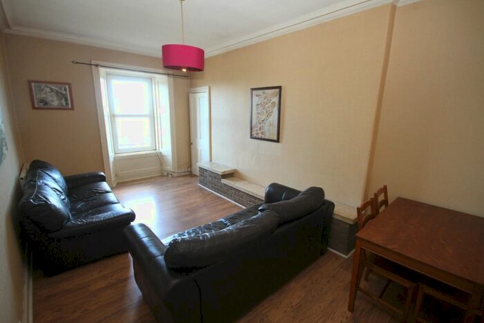 1 Bedroom Flat To Rent In Seafield Road, Leith, Edinburgh, EH6