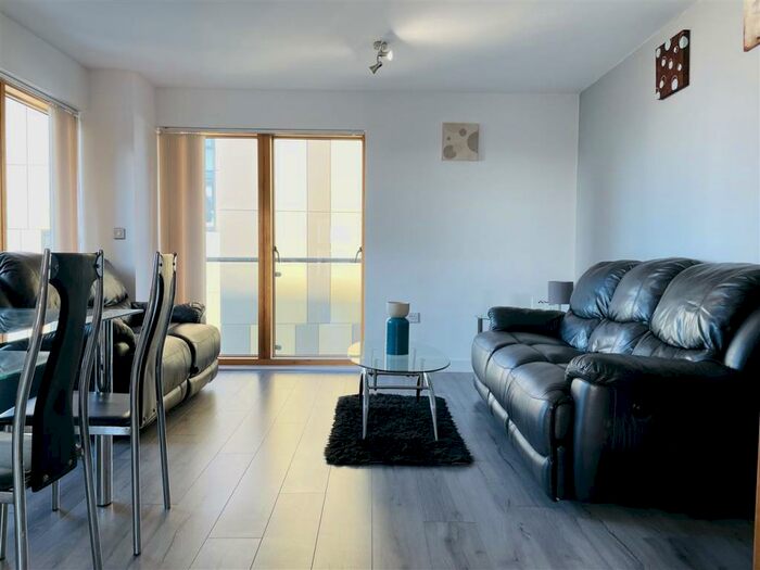 2 Bedroom Apartment To Rent In Jefferson Place, Fernie Street, Green Quarter, Manchester, M4