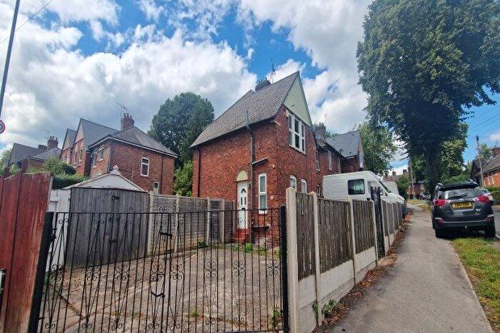 2 Bedroom Terraced House To Rent In Edensor Road, Sheffield, S5