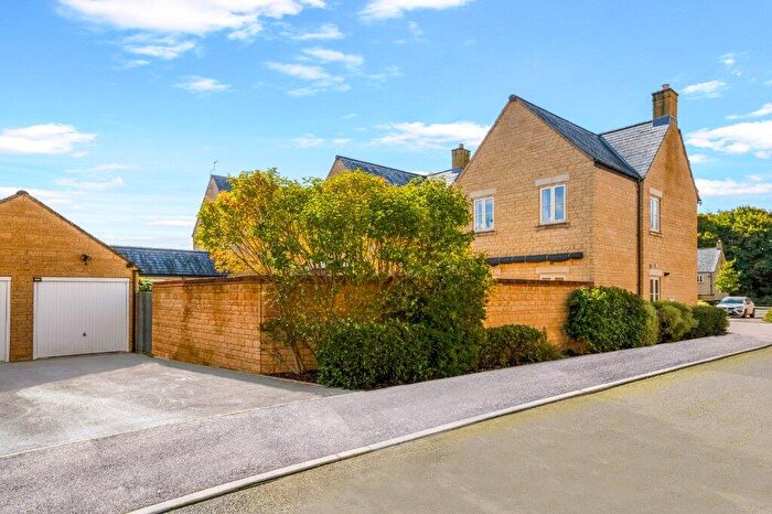 4 Bedroom Detached House For Sale In Lysander Way, Moreton-in-Marsh, Gloucestershire, GL56