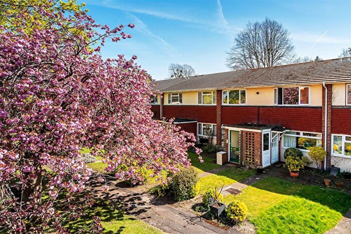 2 Bedroom Maisonette For Sale In Moat Court, Ashtead, KT21