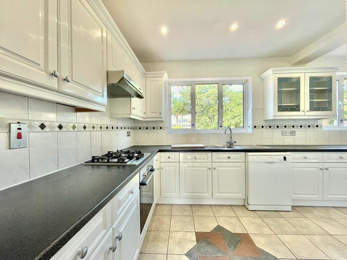 4 Bedroom Detached House To Rent In Corringham Road, Wembley Middx, HA9