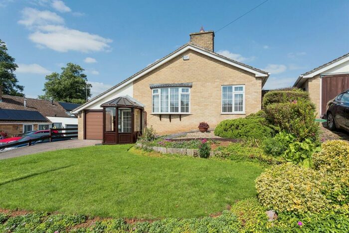 2 Bedroom Detached Bungalow For Sale In Danvers Road, Broughton, Banbury, OX15