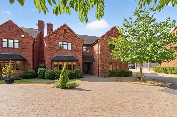 5 Bedroom Detached House For Sale In Shortbutts Close, Lichfield, WS14