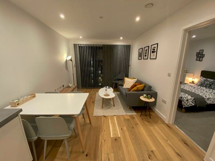1 Bedroom Apartment For Sale In Axium, Windmill Street, B1