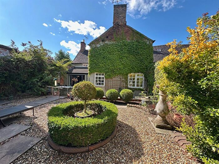 3 Bedroom Semi-Detached House For Sale In Welsh Row, Nantwich, Cheshire, CW5