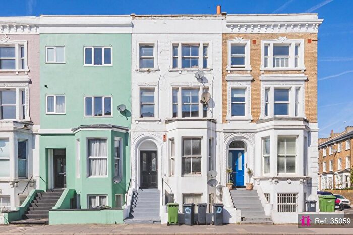 3 Bedroom Apartment For Sale In Coldharbour Lane, London, SE5