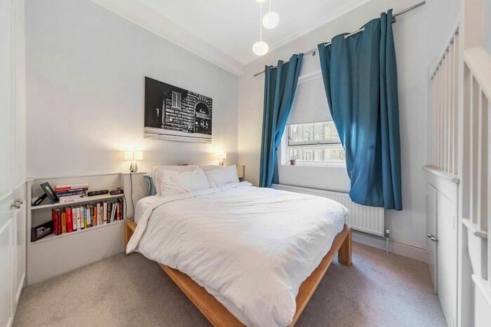 1 Bedroom Flat To Rent In Cornwall Gardens, South Kensington, London, SW7