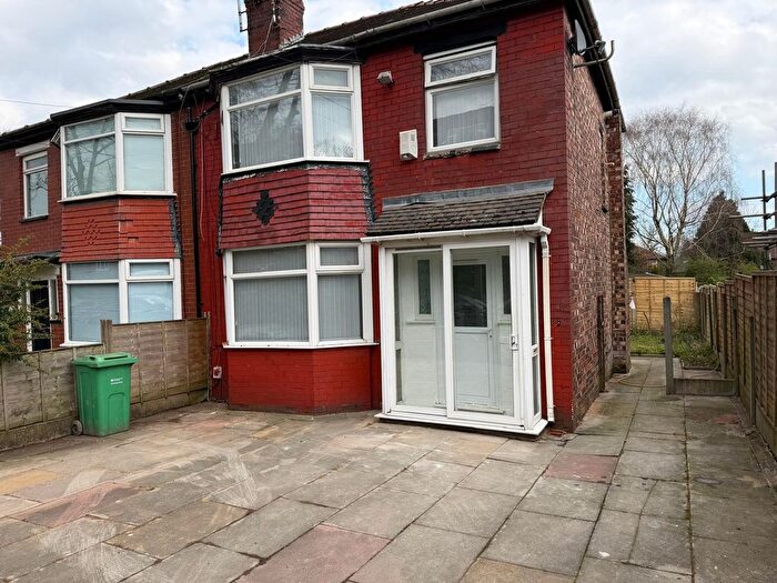 3 Bedroom Semi Detached House To Rent In Holland Road, Manchester, M8