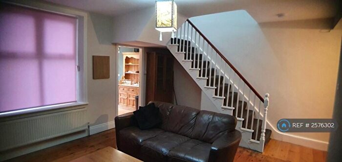4 Bedroom Terraced House To Rent In Belsay Place, Newcastle Upon Tyne, NE4
