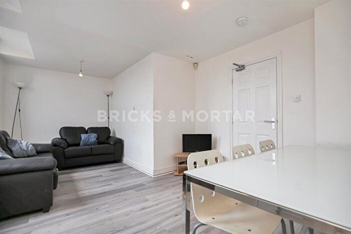 6 Bedroom Maisonette To Rent In (£pppw) Helmsley Road, Sandyford, Newcastle Upon Tyne, NE2