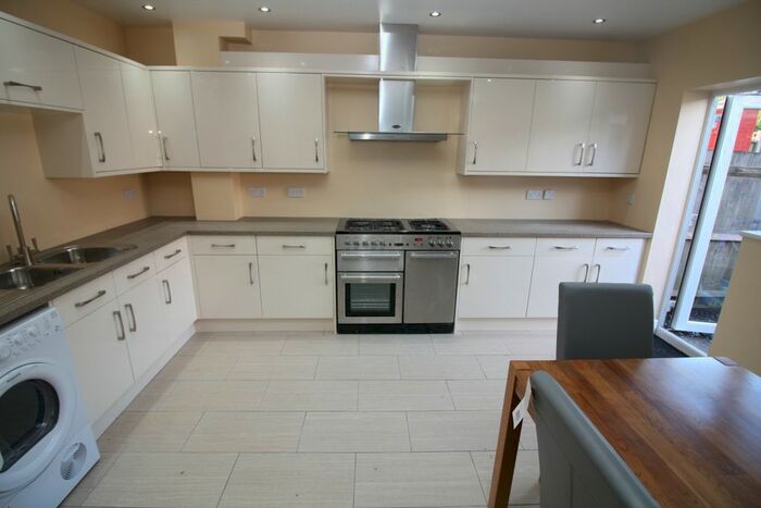 6 Bedroom Property To Rent In Torrington Avenue, Canley, Coventry, CV4