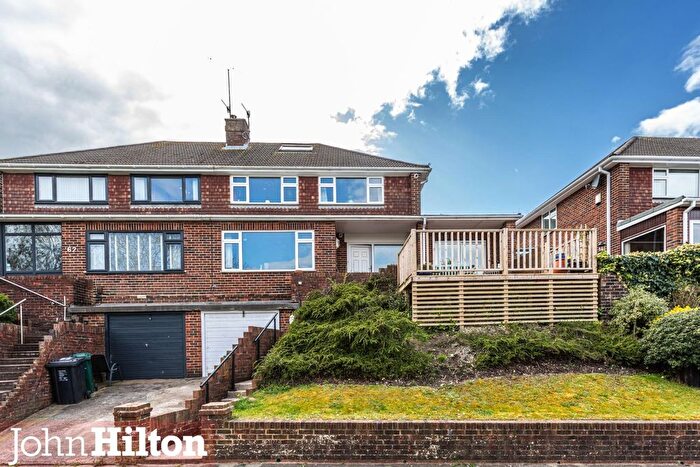 3 Bedroom Semi-detached House For Sale In Jevington Drive, Brighton, BN2