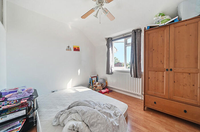 3 Bedroom Terraced House For Sale In Bursledon Road, Southampton, Hampshire, SO19