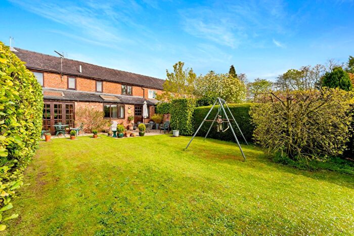 3 Bedroom Barn Conversion For Sale In Malpas, Cheshire, SY14