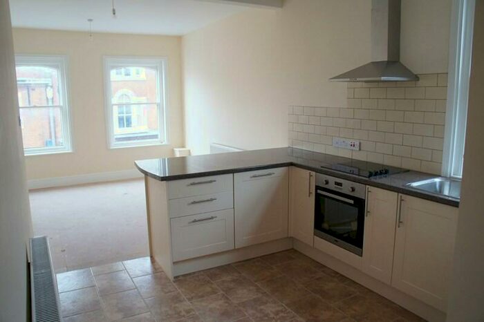 2 Bedroom Maisonette To Rent In High Street, Congleton, CW12