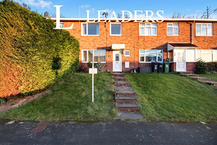 3 Bedroom House To Rent In Redfern Avenue, Kenilworth, Warwickshire, CV8