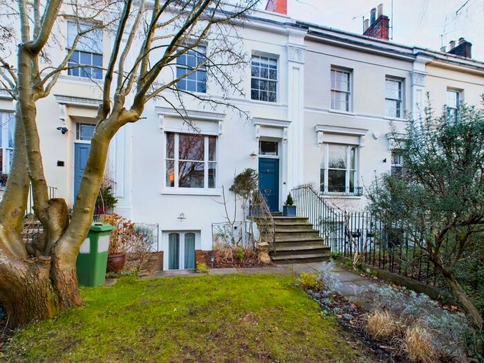 1 Bedroom Flat To Rent In Prestbury Road, Cheltenham, Gloucestershire, GL52