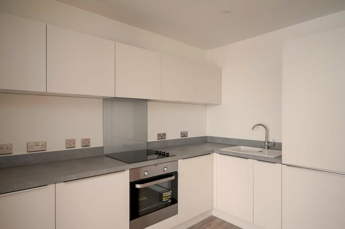 2 Bedroom Flat To Rent In Apartment, The Kell, Gillingham Gate Road, Chatham Docks, Gillingham, ME4