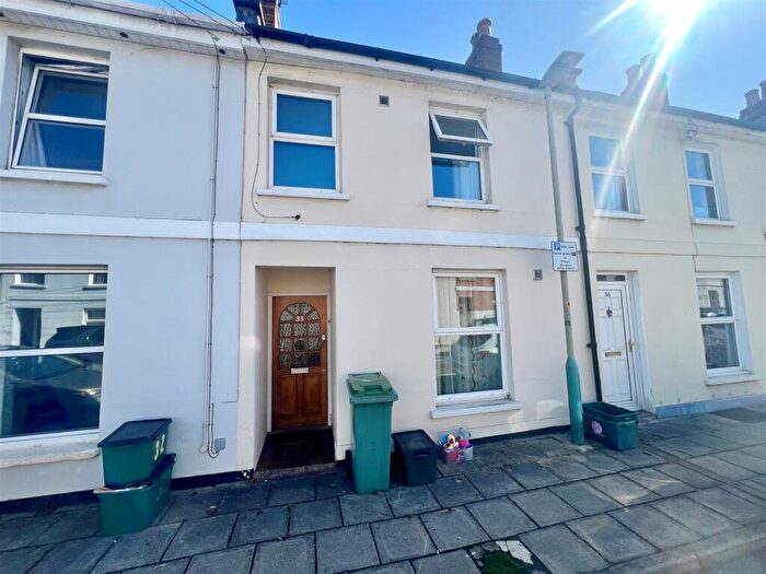 2 Bedroom House To Rent In Swindon Street, Cheltenham, GL51