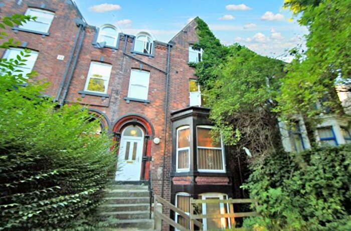 1 Bedroom Apartment To Rent In St Johns Terrace, Hyde Park, Leeds, LS3