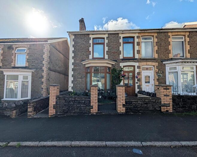 3 Bedroom Semi-Detached House For Sale In Dynevor Road, Skewen, Neath, Neath Port Talbot., SA10