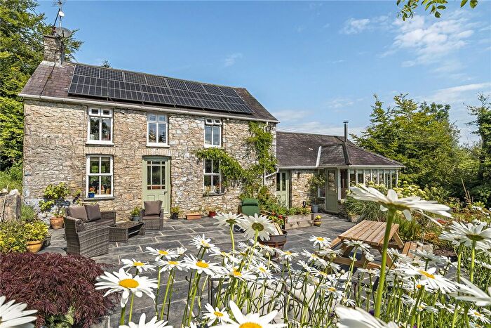 2 Bedroom Detached House For Sale In Llanfynydd, Carmarthenshire, SA32