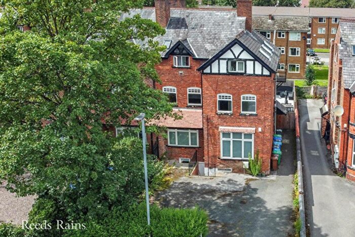 2 Bedroom Apartment To Rent In Burton Road, Manchester, Greater Manchester, M20