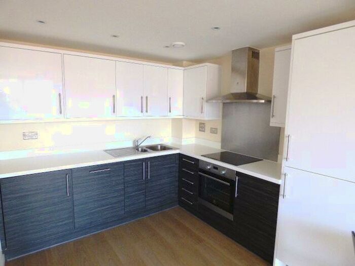 1 Bedroom Apartment To Rent In Aubers Ridge Court, Festubert Place, Bow, E3